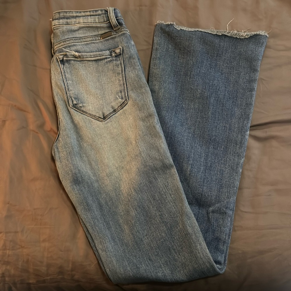 Kancan signature 26x34 flare jeans